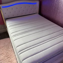 Full Bed With Storage With Mattress