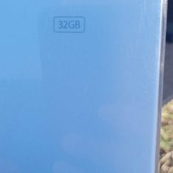 Aple Ipot Blue 32 Bg  New 