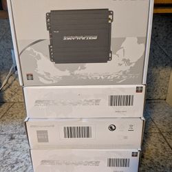 New Mono Block Amplifiers . 700 RMS @ 1 Ohm. With Bass Remote 