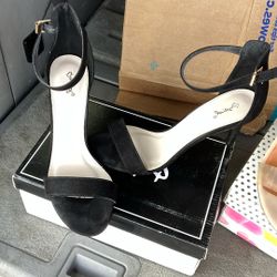 Woman’s High Heels Size 10 