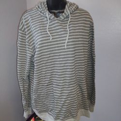 O'Neill long sleeve gray & black striped hoodie with pocket xl
100% cotton
