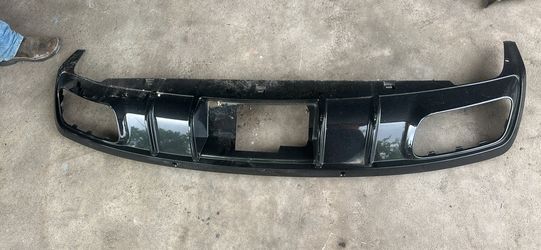 2020-2025 VOLKSWAGEN ATLAS CROSS SPORT R LINE REAR LOWER BUMPER OEM 3CM807568E
