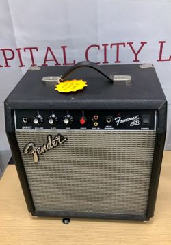 10035 Fender Frontman 65471