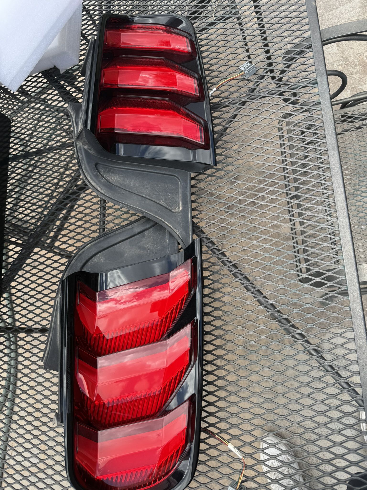 Mustang OEM TAILIGHTS 