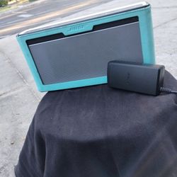 Bose SoundLink III   Wireless Speaker