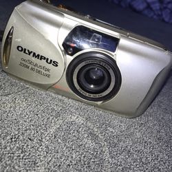 Olympus ♾️ Stupius Epic Zoom 80 Deluxe