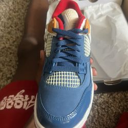 AIR JORDAN 4 RETRO 