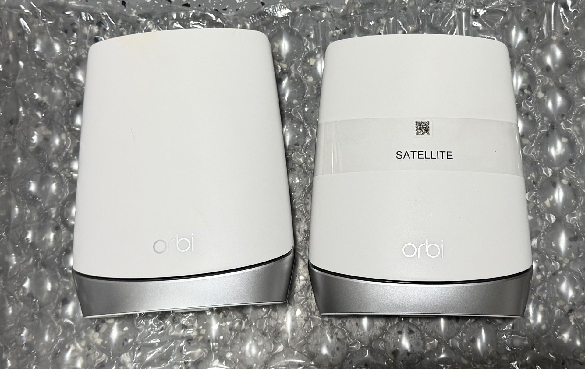 Orbi Mesh Network (Internet)