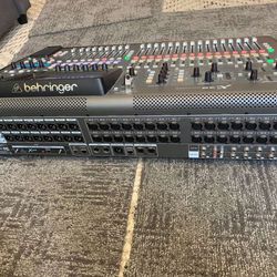 Behringer- X32- Mixer