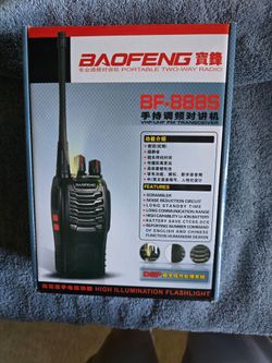 2M/440M Hand Held Ham Radio