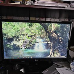 LG 24 In  Monitor TV