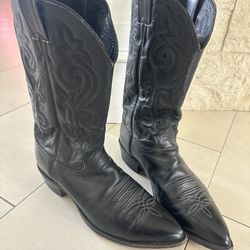 Mens Size 12 Justin Boots.