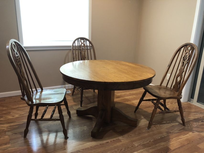Dining Room Table And Chairs