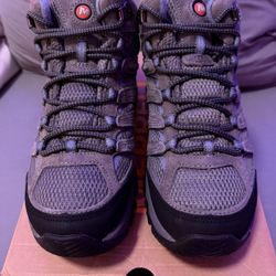 Women's Moab 3 Waterproof Size 8