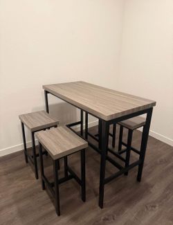 Dining Room Table and stools