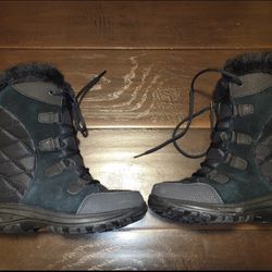 Womens columbia black snow boots waterproof size 5.5  wide shoes