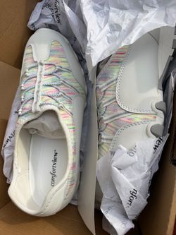 Comfortview White Multicolor Knit Sneakers
