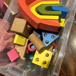 Multiple Kids Toys And Bath Tub