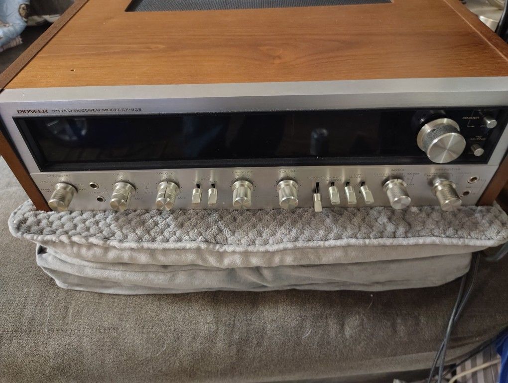Pioneer SX 838 Stereo Receiver OBO