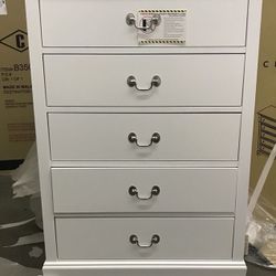 Brand New - Took out of box to take photo
