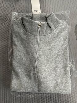 Alo Yoga Quarter-Zip Pullover Sweatshirt