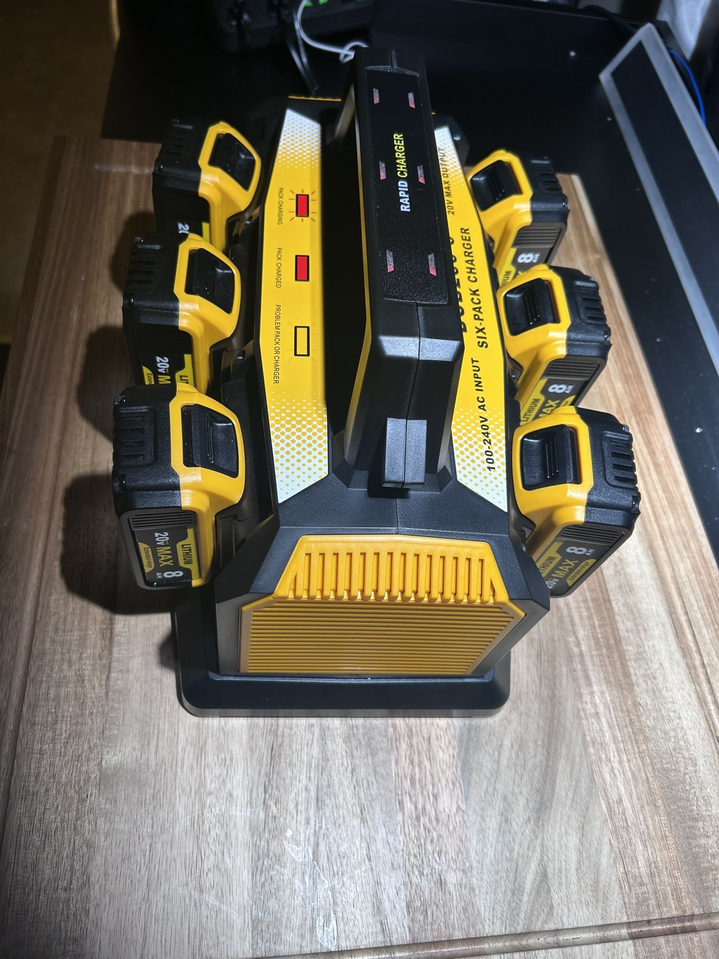 Dewalt 20v 6 Slot Rapid Charger With 6 20v 8ah Batteries