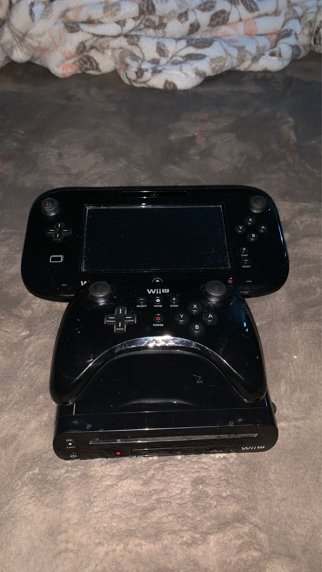 Nintendo Wii-U with controller