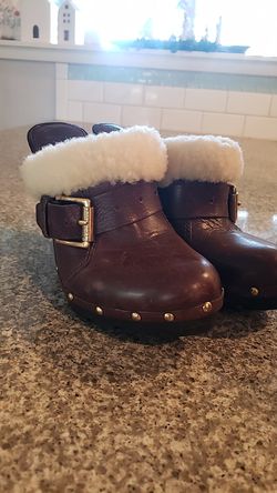 Michael Kors Cozy Clogs Sz 6