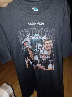 Raiders, new quarterback Size L.