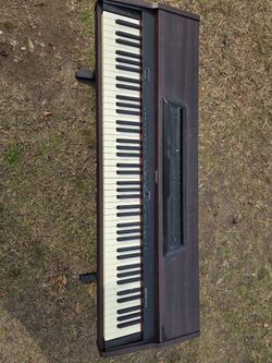 Suzuki electric piano