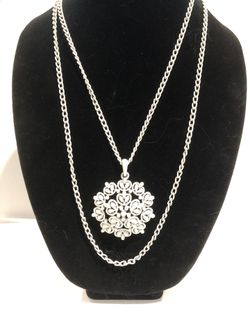 Vintage white enamel necklace Trifari