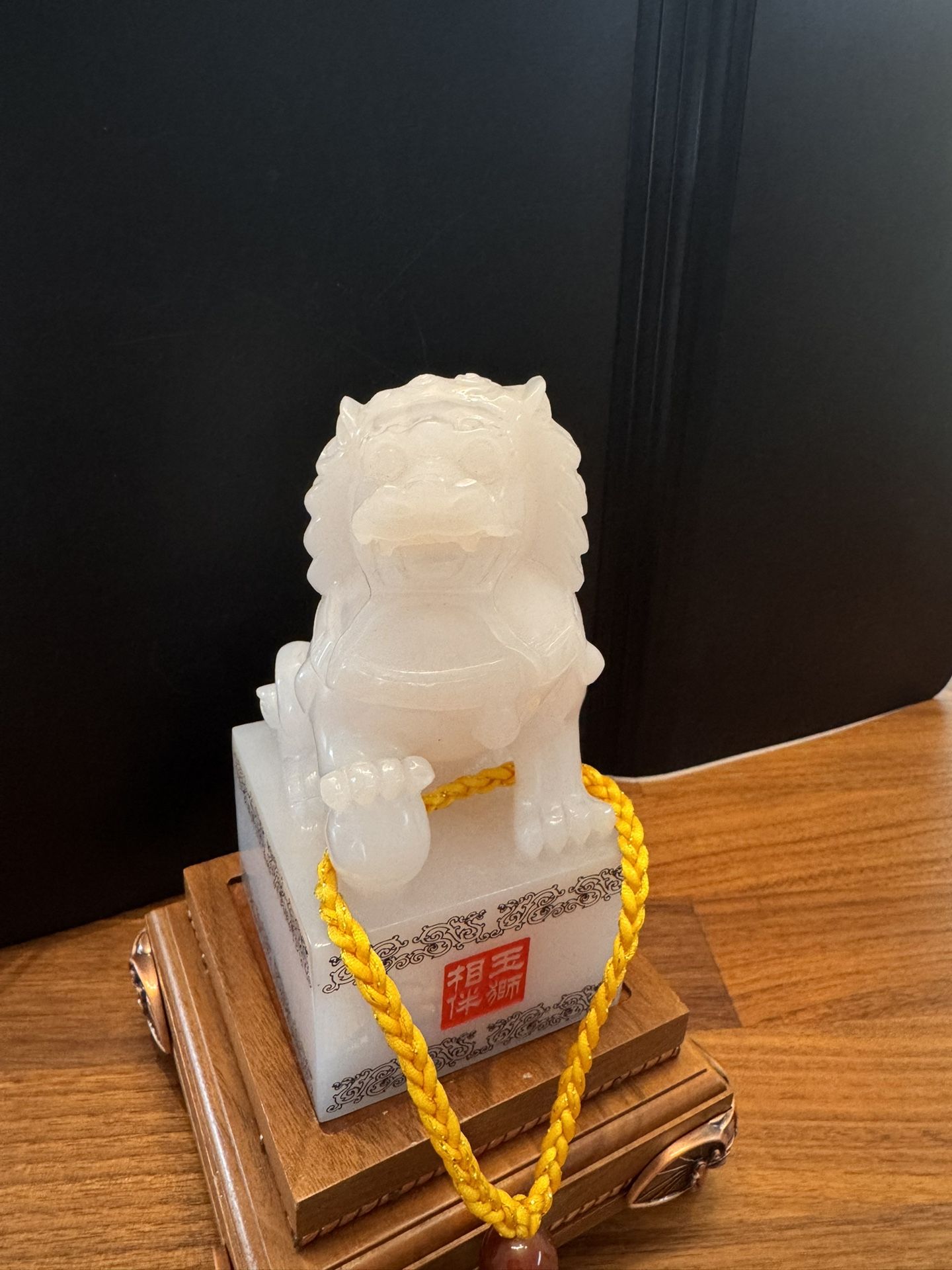 6’’ Chinese Jade Lion Statue (Foo Dog)