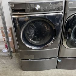 GREY KENMORE FRONT LOAD WASHER WITH PEDESTAL 5.2 CUBIC FEET