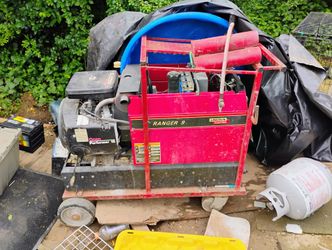 Lincoln Ranger 9 Welder