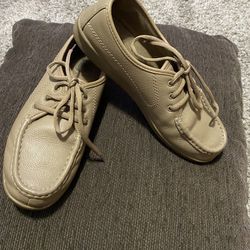ZAPATOS  CÓMODOS  NUMERO  # 9 