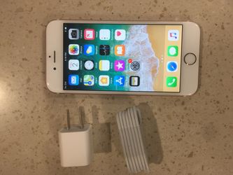 iPhone 7 256g At&t & Cricket like new