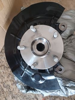 Toyota camry front right  bearing hub with knuckle new