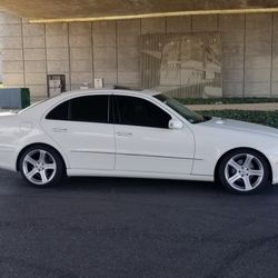 2006 Mercedes Benz E350 Low Miles