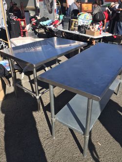 STAINLESS STEEL TABLES