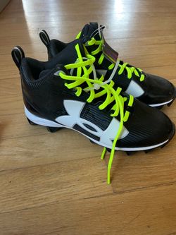 YOUTH Under Armour Football Cleats - Armour Bound Black/White w Neon Laces