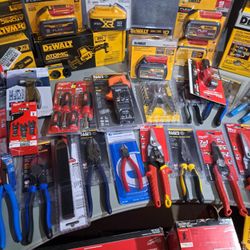 Tools Milwaukee And Dewalt 