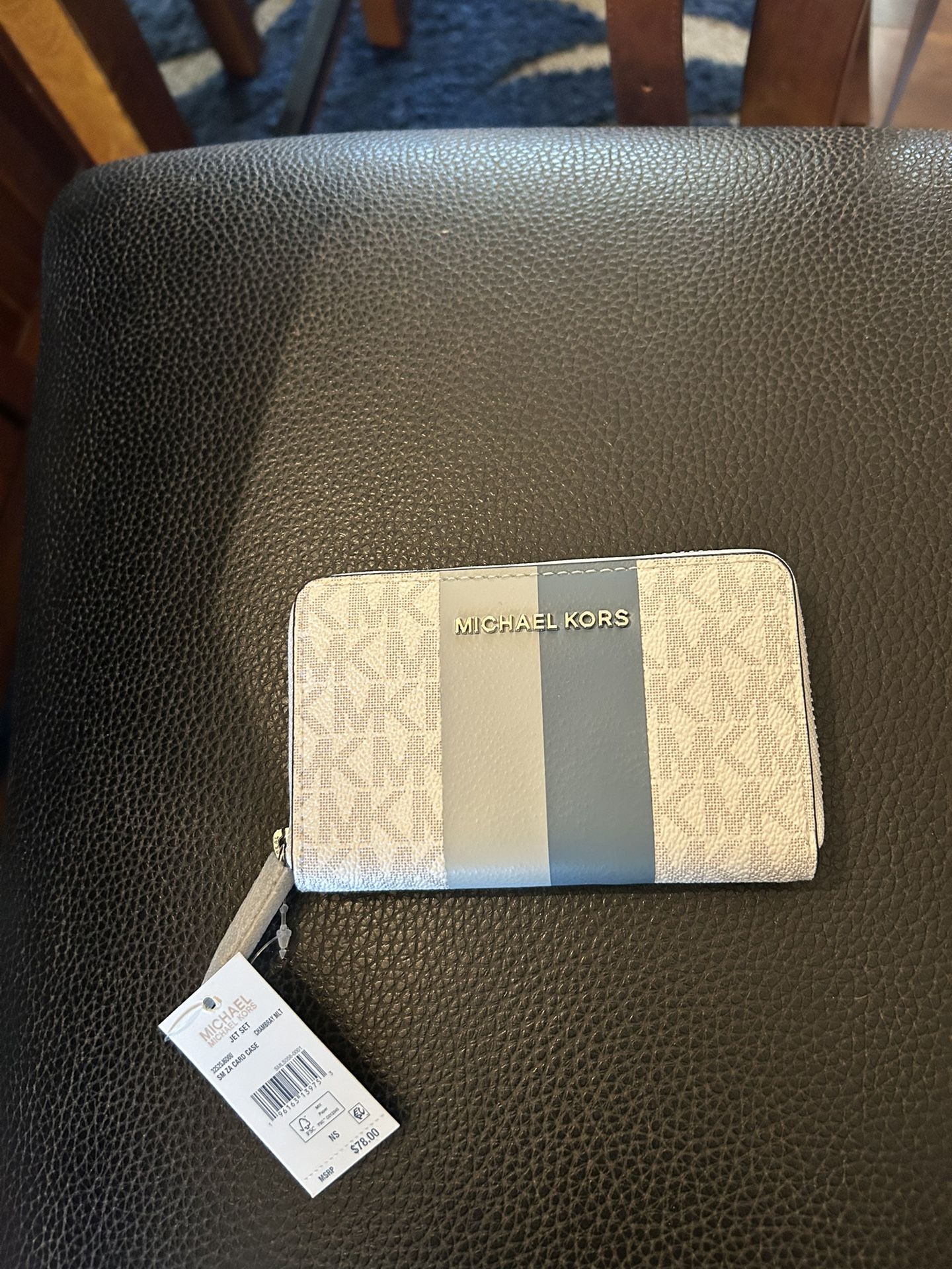 Brand new Michael Kors wallet