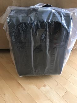 Tumi International Expandable 2 Wheeled Carry-On ALPHA