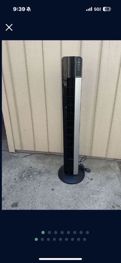Lasko  Ultra Air 48" Tower Fan w/ Fresh Air Ionizer works can test out quite fan