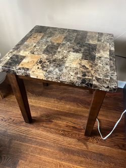 3 pc coffee table set with 2 lamps