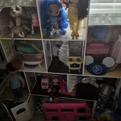 Large Dollhouse Everything Included
