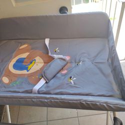Baby Changing Bed With Wheels 