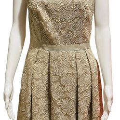 Eliza J Gold Rose Print Lace Sleeveless Cocktail Dress with Pockets Size 8