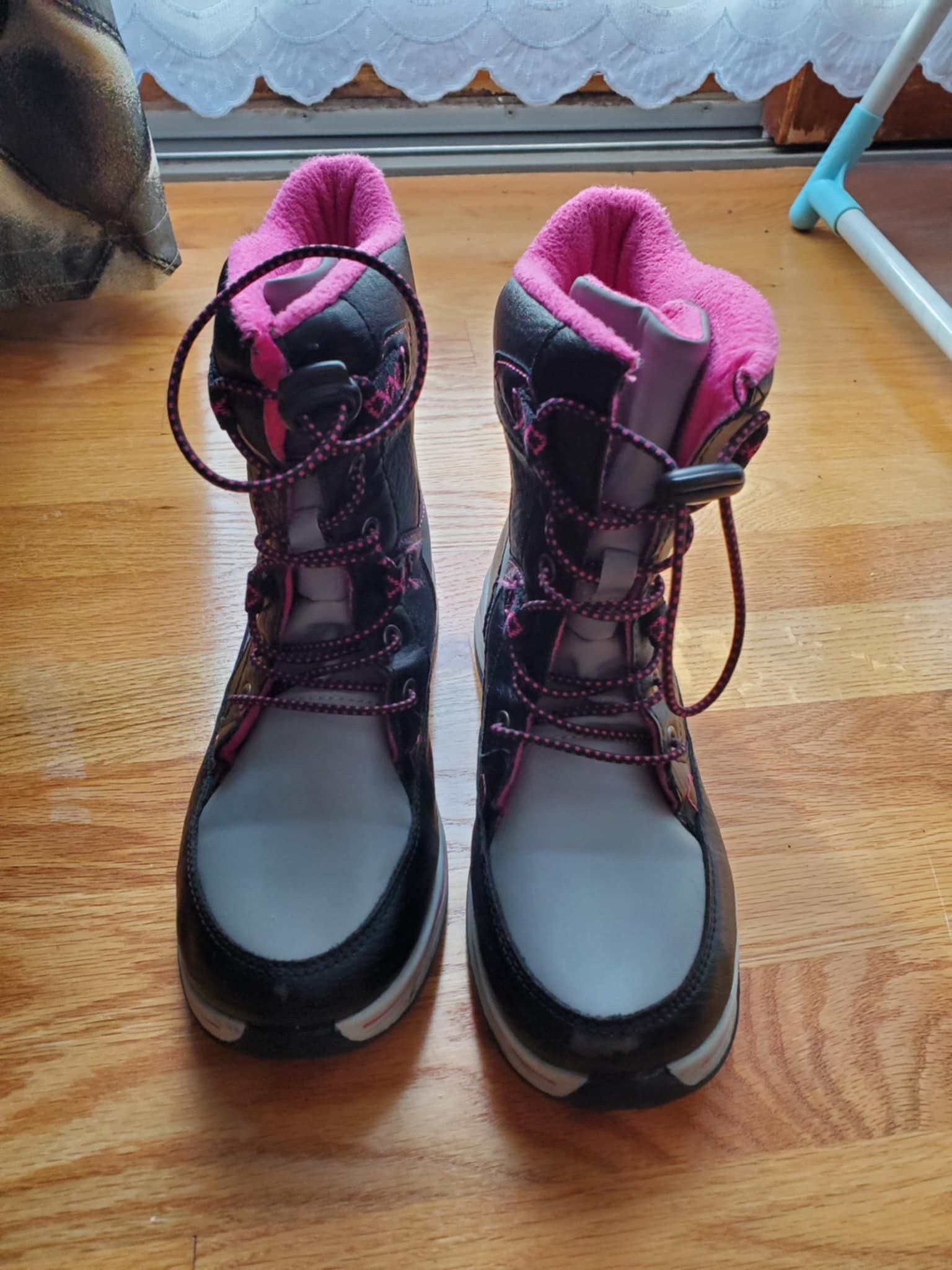 Winter Boots Girls Size 4 Kids