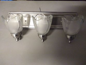 Light fixture great condition